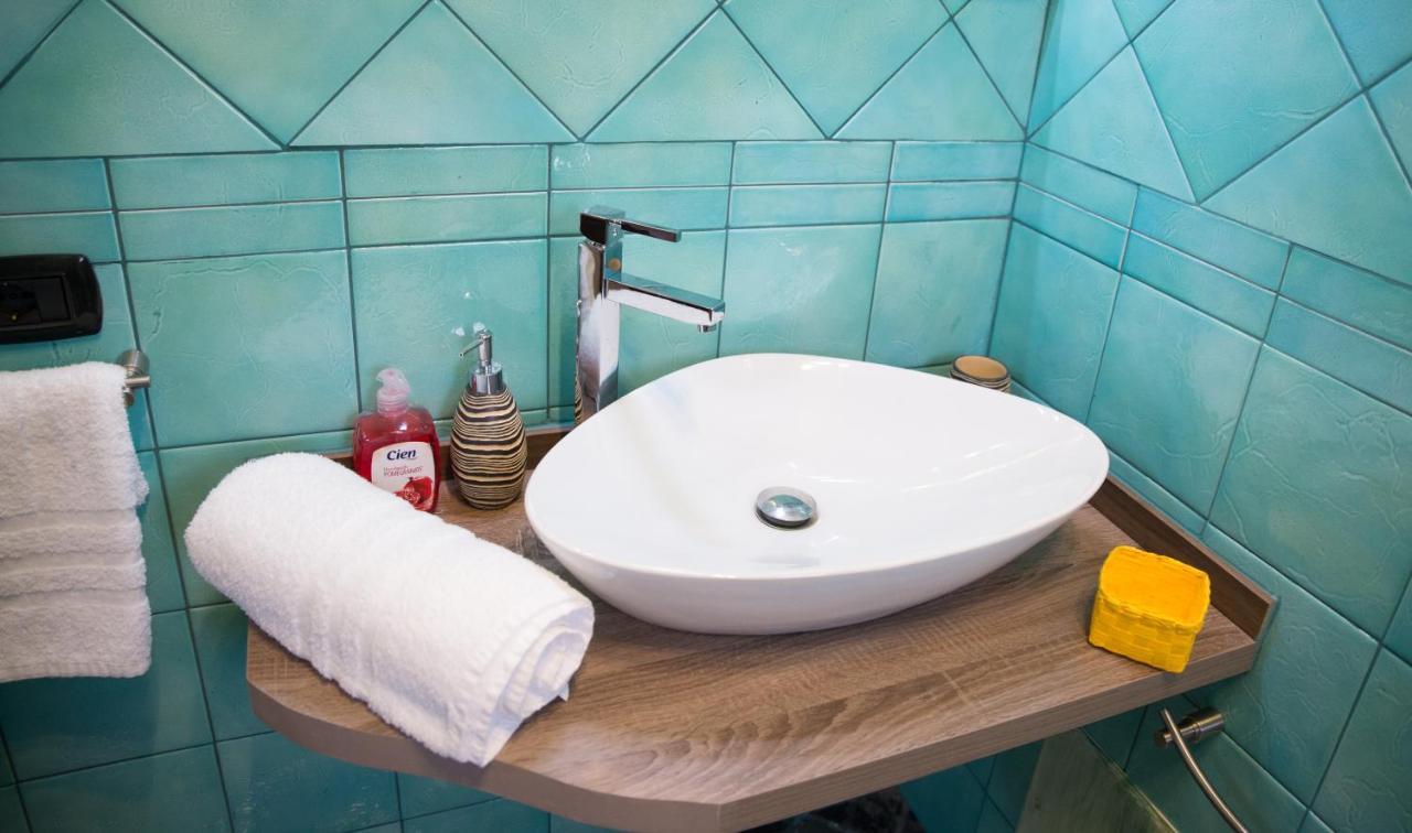 アルゲーロ Acqua Azzurra Bed & Breakfast エクステリア 写真