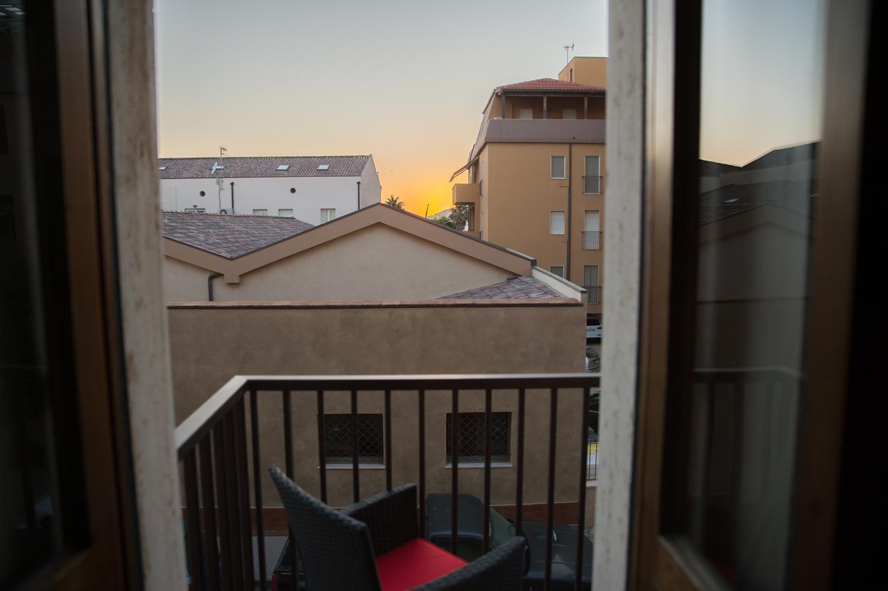 アルゲーロ Acqua Azzurra Bed & Breakfast エクステリア 写真